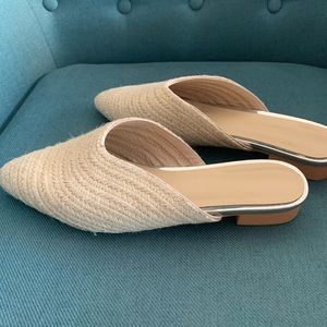 Beige mules
